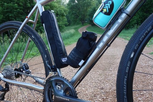 ウルフトゥース ポンプバッグ Wolf Tooth Alternative Bicycles