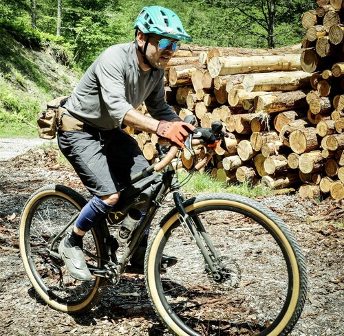 ローバーヒップバッグ｜PNWコンポーネント｜Alternative Bicycles