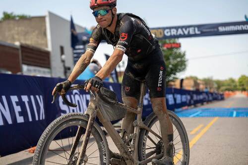 エアロシステム（フレームバッグ＋トップチューブバッグ）｜APIDURA